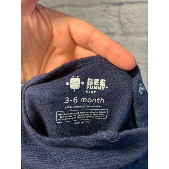 Christmas “Shitter’s Full”Baby One Piece Size 3-6 Months - Picture 3 of 3